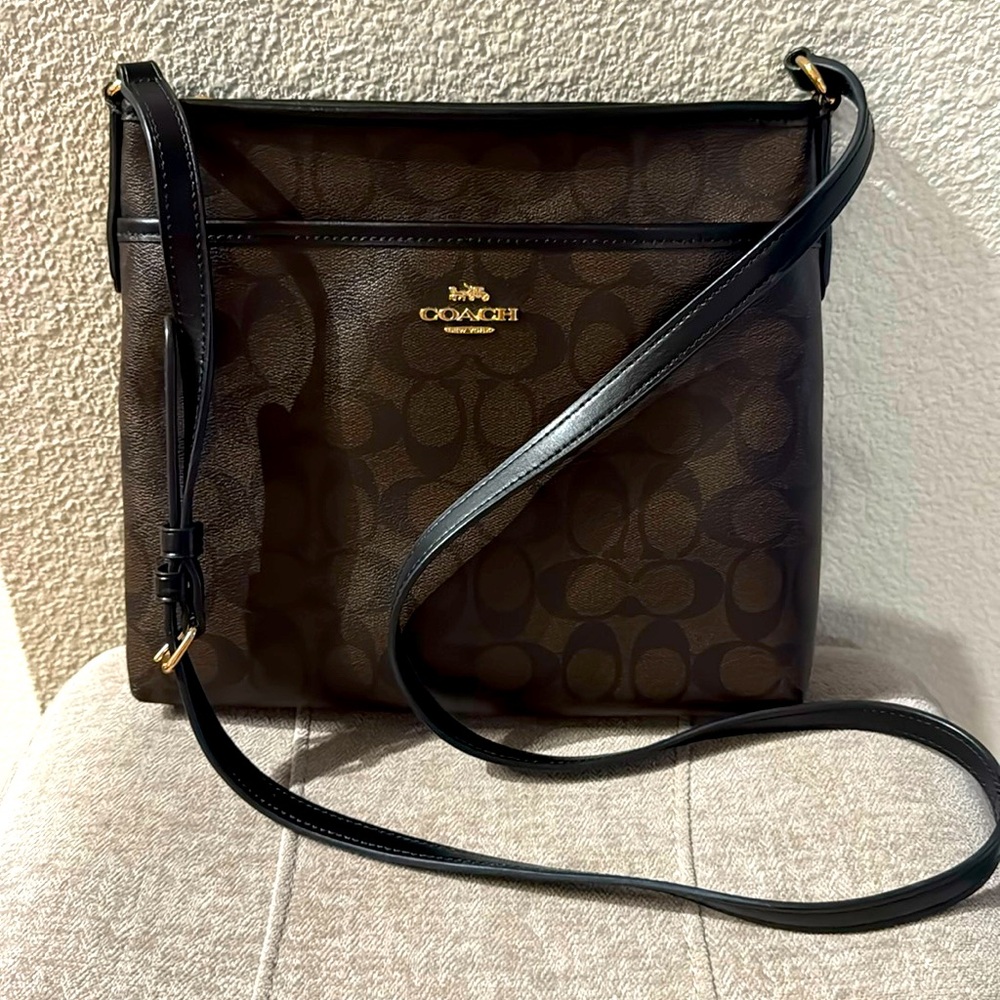Coach black/brown crossbody